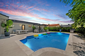 Nice Discount! Relax in miami+5 bedroom+20 guest,heated pool